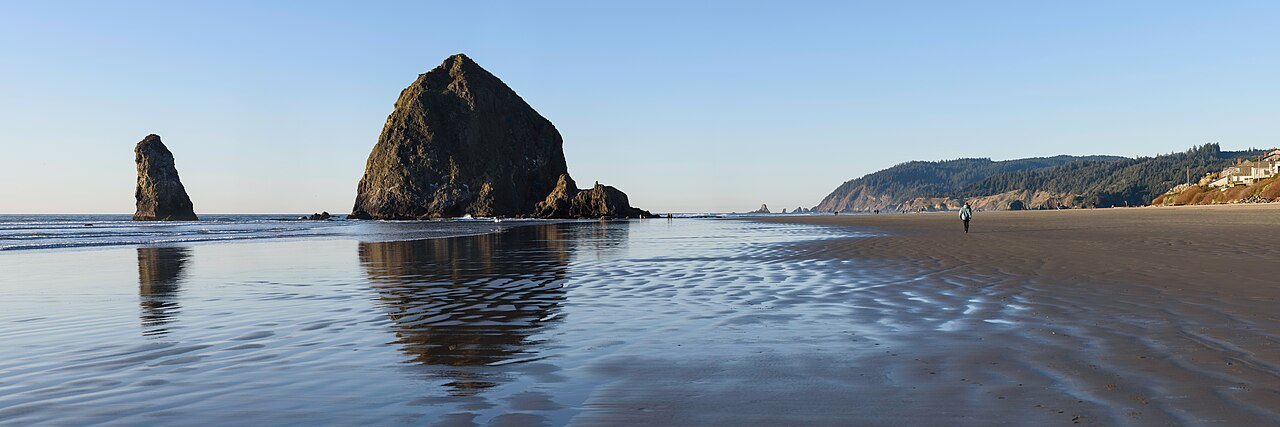 Cannon Beach and Haystack Rock
